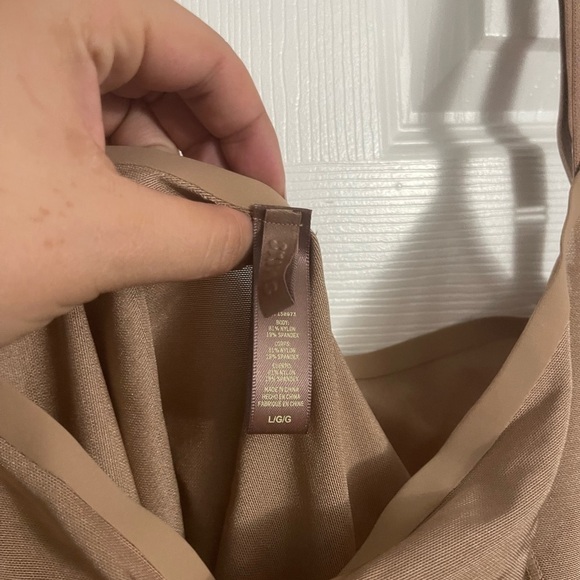 SKIMS Tan Bodysuit - Picture 4 of 5